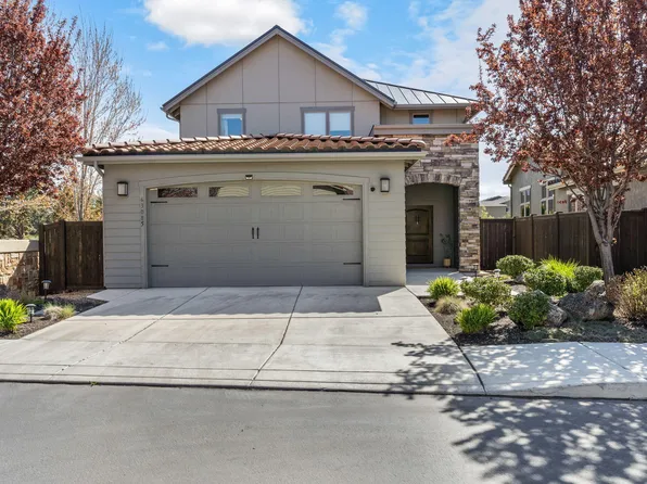 63085 NW Via Cambria, Bend, OR 97703