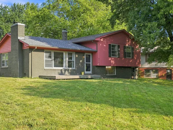 2700 Redbud Ln, Anderson, IN 46011