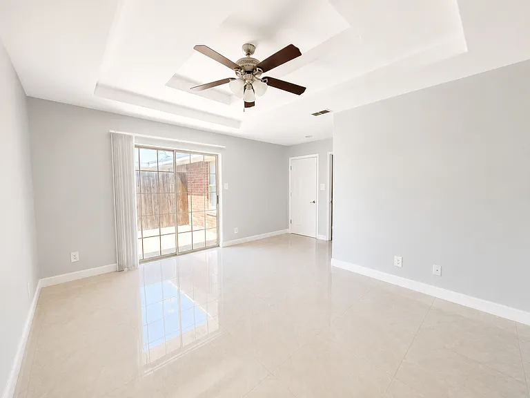 3001 Ashley Pl #3023 — Photo 6