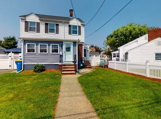 7 S Main St, Winthrop, MA 02152