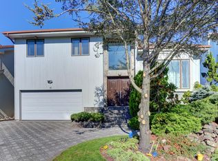 1233 Beach St, Atlantic Beach, NY