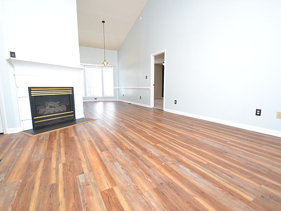 2nd image of 4208 Loon Ln