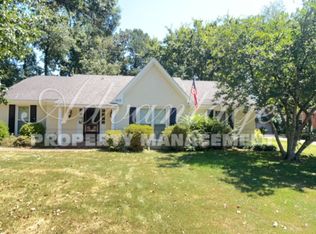 1556 Brierbrook Rd, Germantown, TN 38138