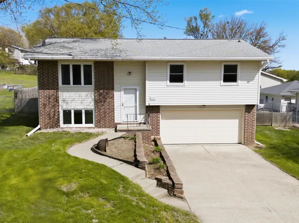 625 Schaffer Blvd, Pleasant Hill, IA 50327