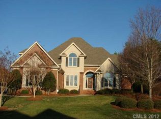 10719 Old Wayside Rd, Charlotte, NC 28277
