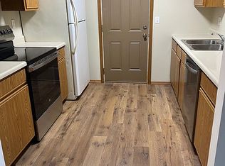 606 E Monroe St, Bloomington, IL 61701