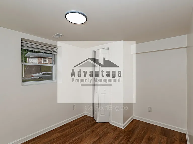 1455 Helen Ln SW — Photo 16