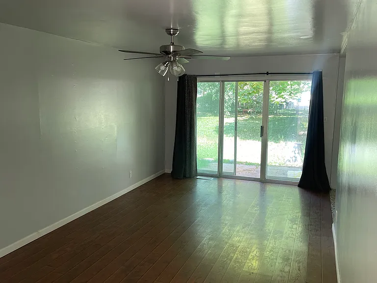 1217 Bland Ave — Photo 2