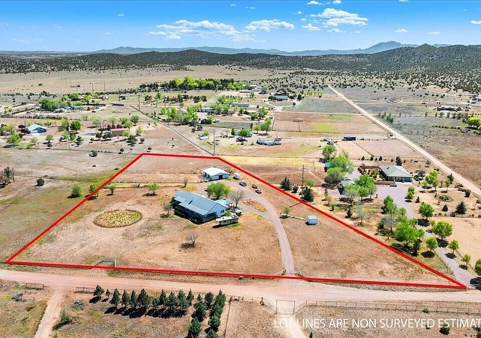 1st image of 1685 W SUMMER Trail
