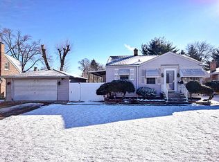 2321 Ruby St, Melrose Park, IL 60164