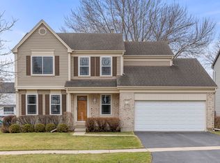 1337 Regent Dr, Mundelein, IL
