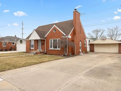 1046 6th St, Wyandotte, MI, 48192