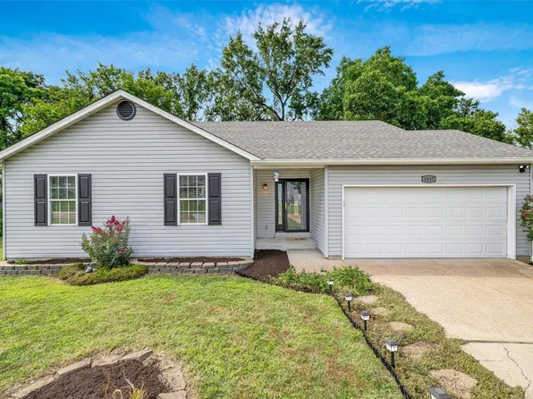 1837 Jessie Cir, High Ridge, MO 63049