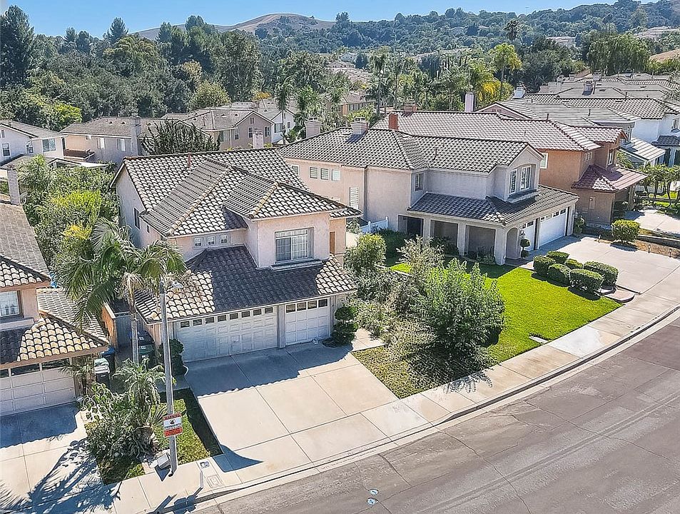 2nd image of 1873 Berryhill Dr