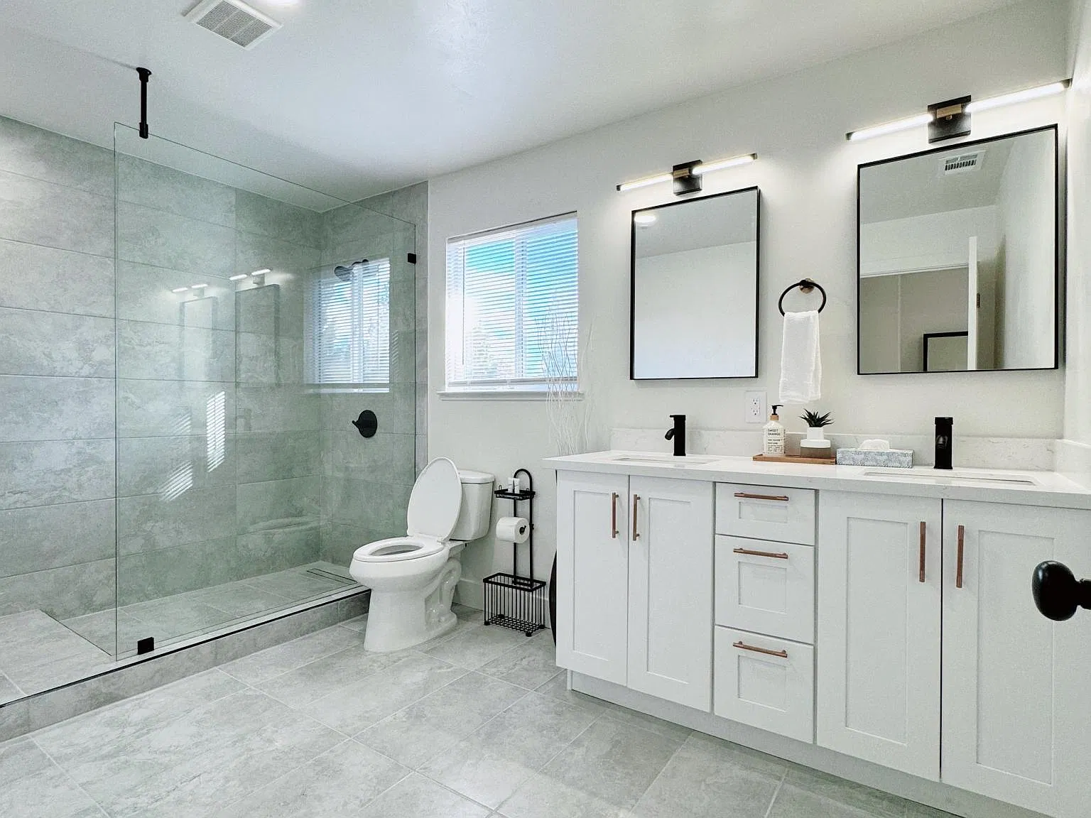 Trenholm Dr, Elk Grove — Photo 4