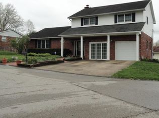 1101 Poplar St, Milton, WV 25541