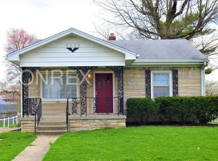 809 Fletcher Ln, Beech Grove, IN 46107