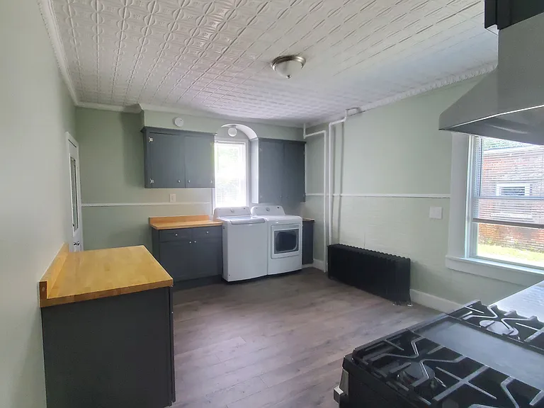 750 Bleecker St #2-R — Photo 3