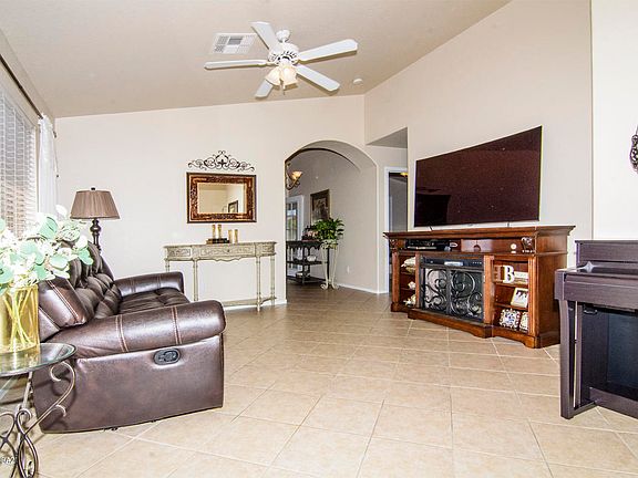 2nd image of 2241 W Catalina View Dr