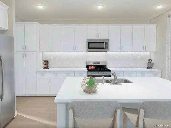 1852 S De Gaulle Court, Aurora, CO 80018