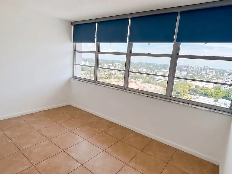 18011 Biscayne Blvd #19021 — Photo 14