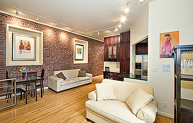 Sold by Fenwick Keats Real Estate | media 4