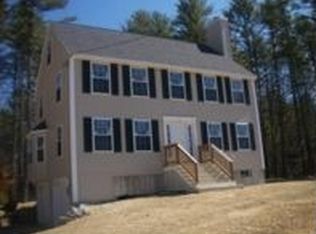 37 Rollins Rd, Epping, NH 03042