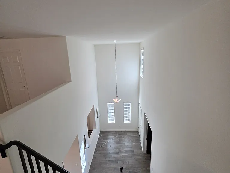 2756 E Hickory St — Photo 44