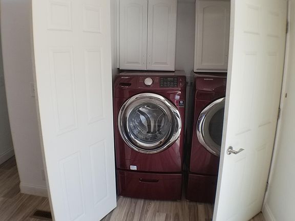 2nd image of 28584 W Springside Dr