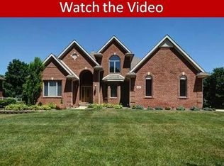 1406 Regents Park Ct, Ann Arbor, MI