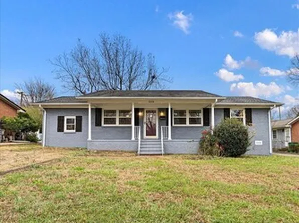 4930 Crestmont Dr, Charlotte, NC 28205
