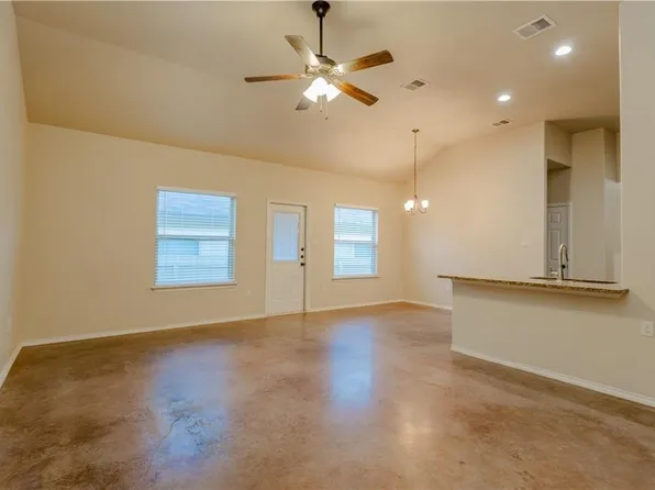 421 Jack Rabbit Ln #B, Buda, TX 78610