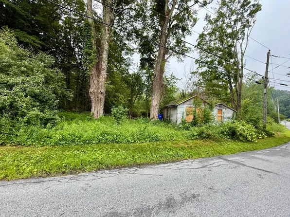 27 Old Turnpike Road, Litchfield, CT 06750