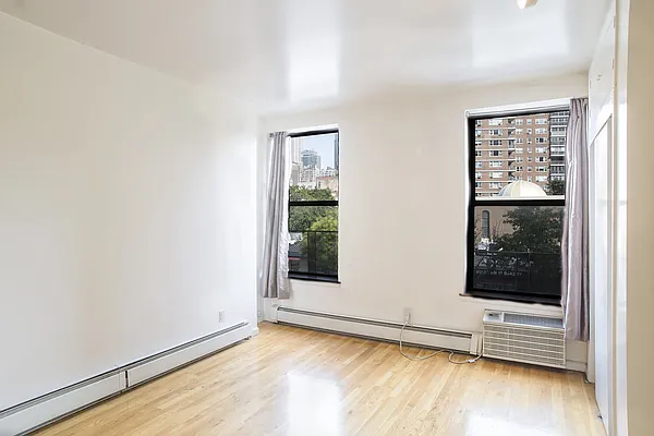 Rented by Citi Habitats | media 22