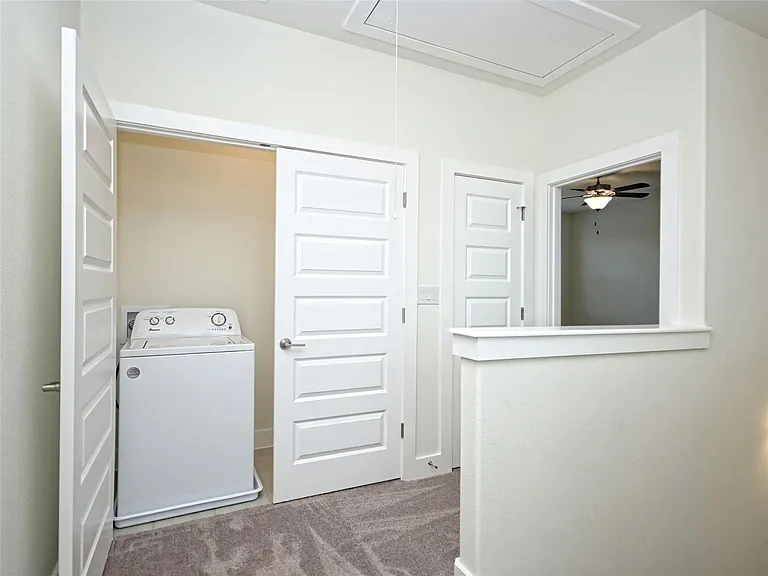 415 Parkline Dr — Photo 8