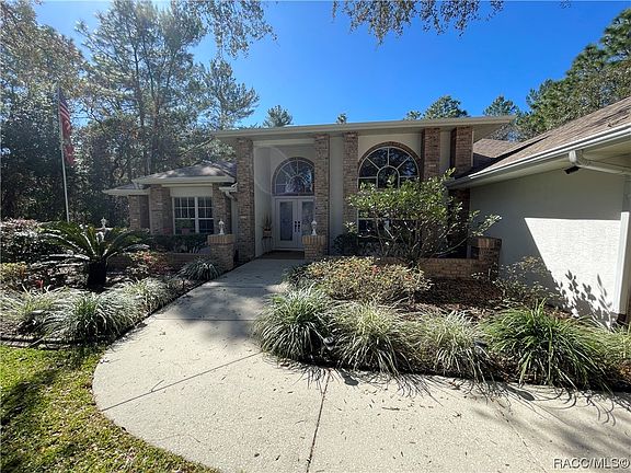 3rd image of 2498 W Begonia Dr