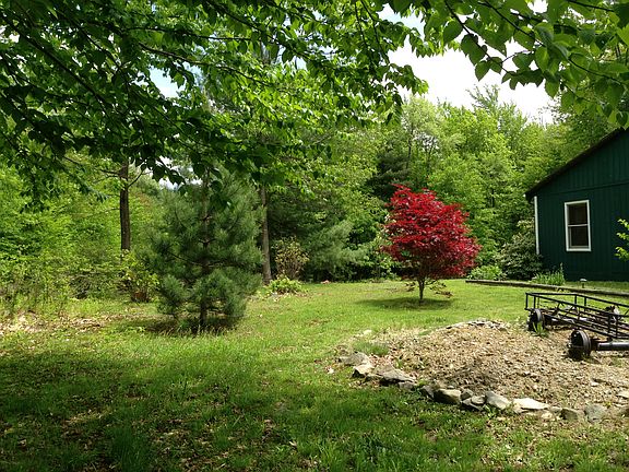left view from driveway
