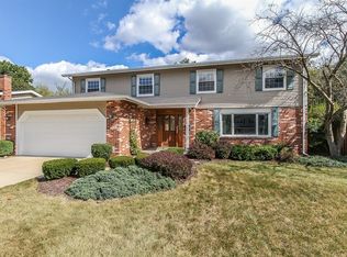 1087 N King Charles Ct, Palatine, IL 60067