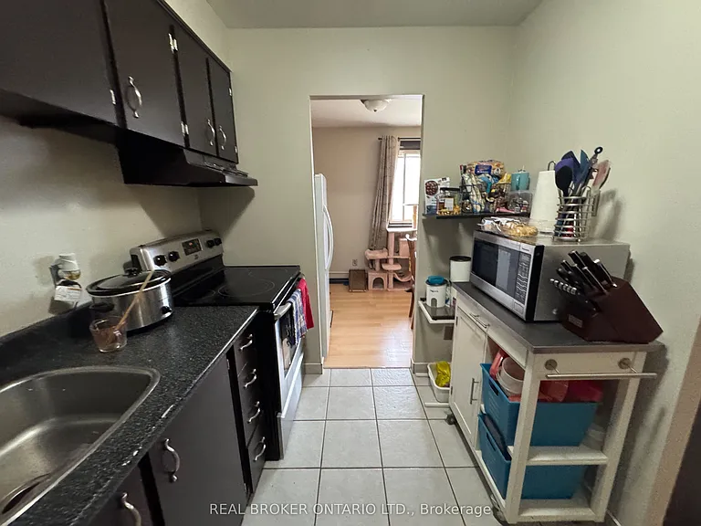 845 Kyle Ct #305 — Photo 12