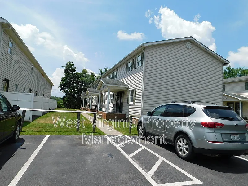 581 Prosperity Rd #213