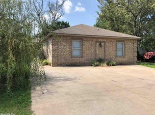 711 2nd Ave, Conway, AR 72032