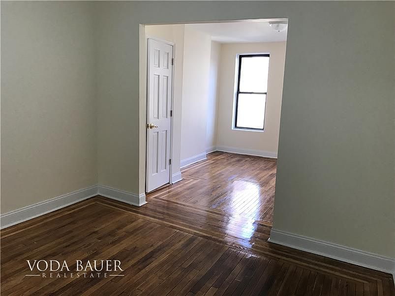 2nd image of 233 E 89th St APT 2E