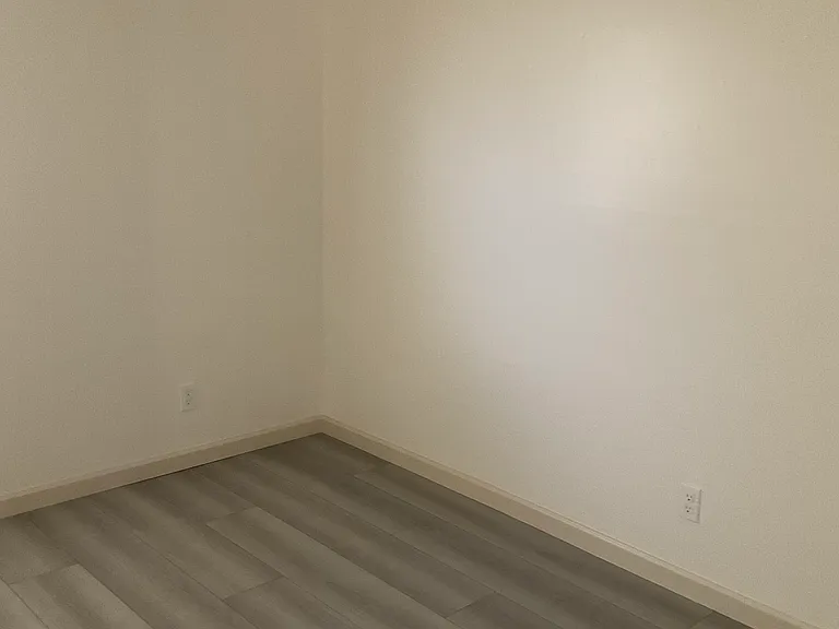 2740 College Ave. — Photo 29