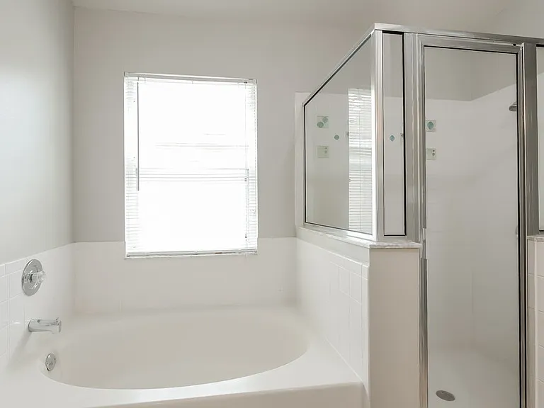 1430 Maximilian Dr — Photo 9