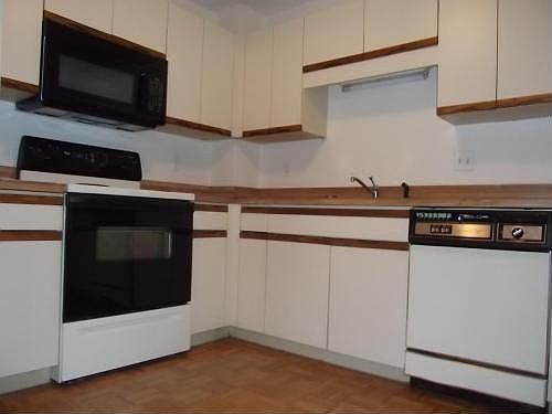 3rd image of 200 Cove Way Unit 315