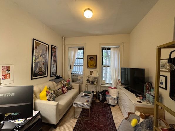 104 Macdougal St APT 3