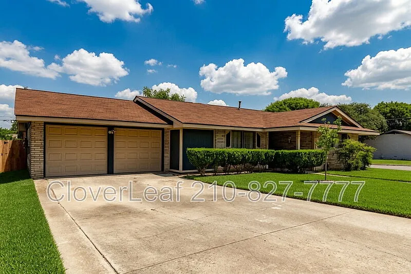 4 bed, 2.5 bath, 2124 sqft, $2,397 — Photo 3