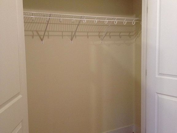 5th image of 304 E Bank St APT 221