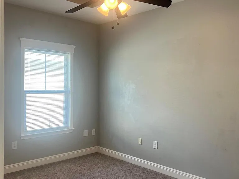 7481 Harvest Village Ct — Photo 9