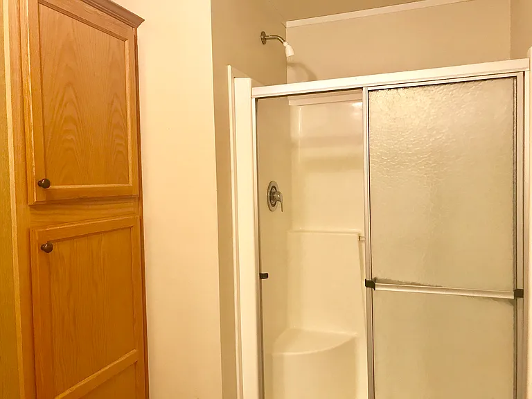 3951 Bentwood Cir W — Photo 33